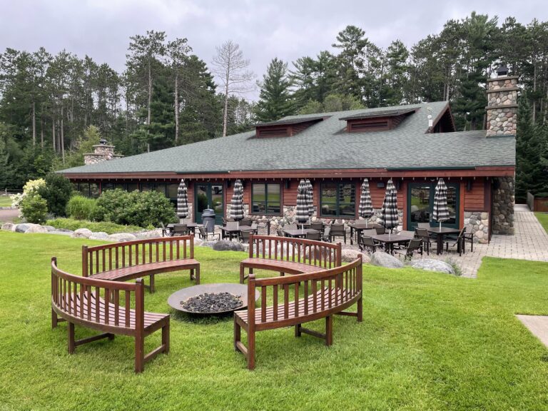 White Oak Lodge