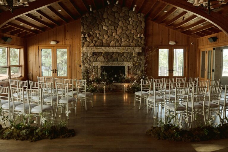 Red Pine Room